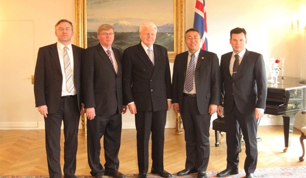 Yutong Vice President meets President of Iceland Mr Ólafur Ragnar Grímsson
